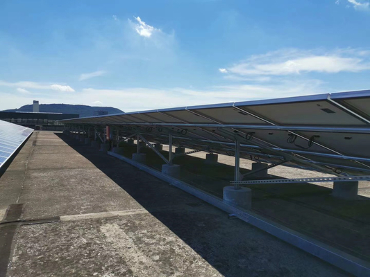 Hệ thống lắp đặt năng lượng mặt trời bằng thép có chấn song HDG Giá đỡ mái bằng phẳng quang điện