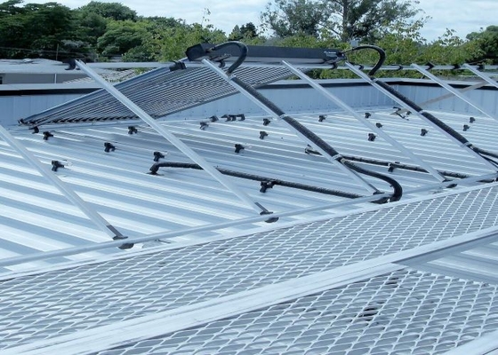 Bản chất an toàn Đường đi bộ trên mái bằng nhôm Catway cho hệ thống lắp đặt bằng kim loại năng lượng mặt trời